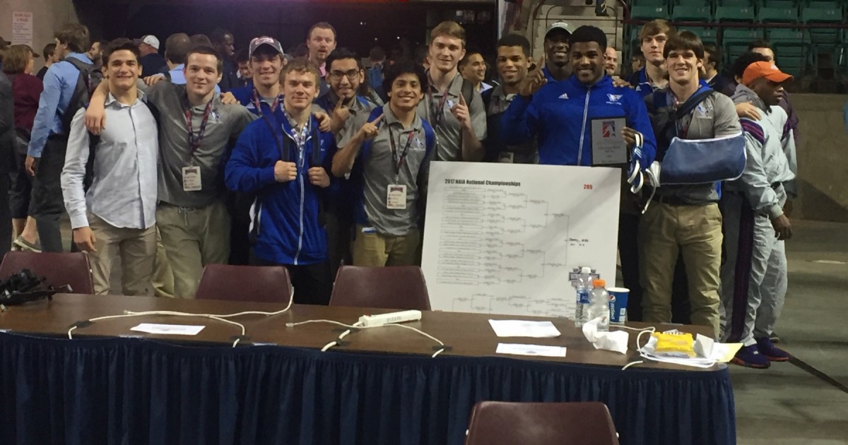 Eagles Wrestling Paves Historic Trail in 2016-17