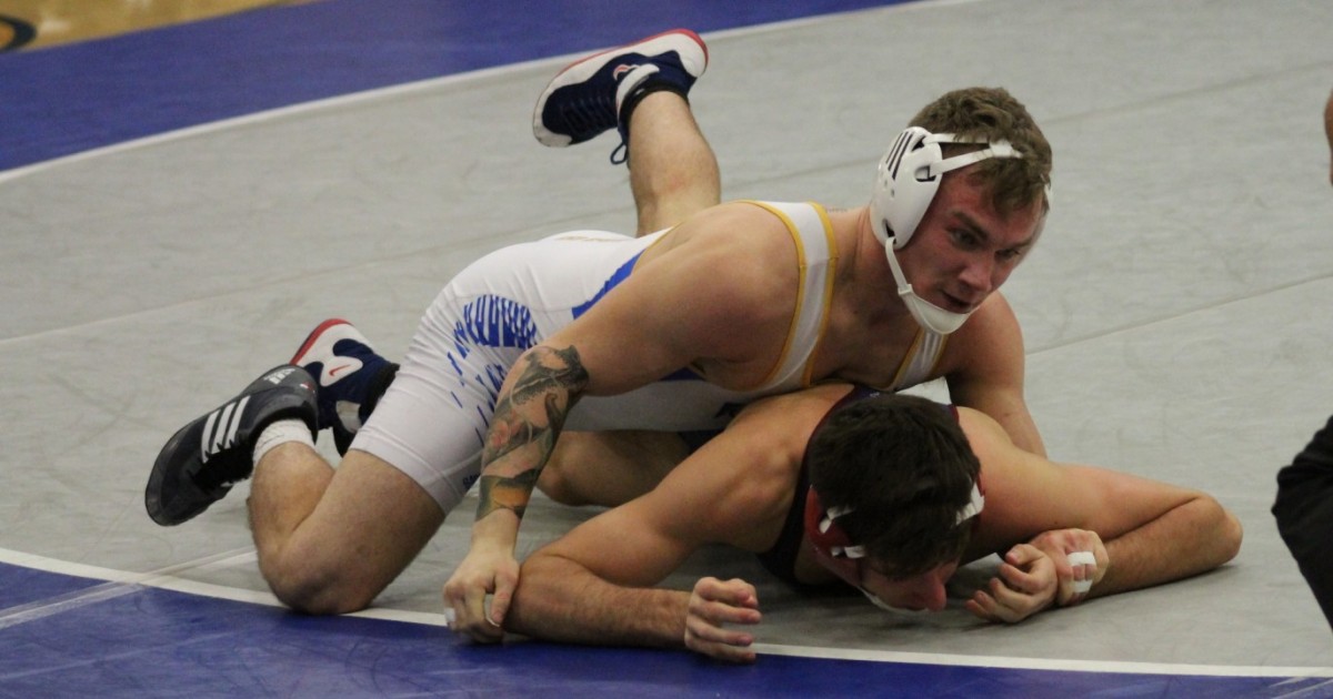 Wrestling Blows Out Lyon