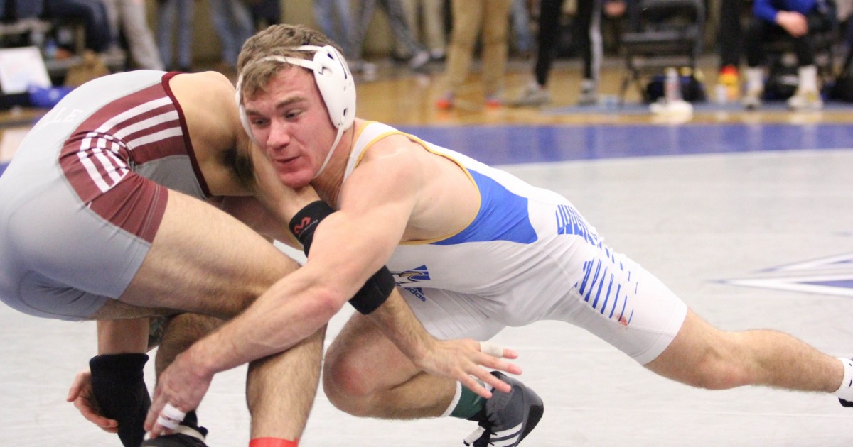 Eagles Dominate Postseason AMC Awards