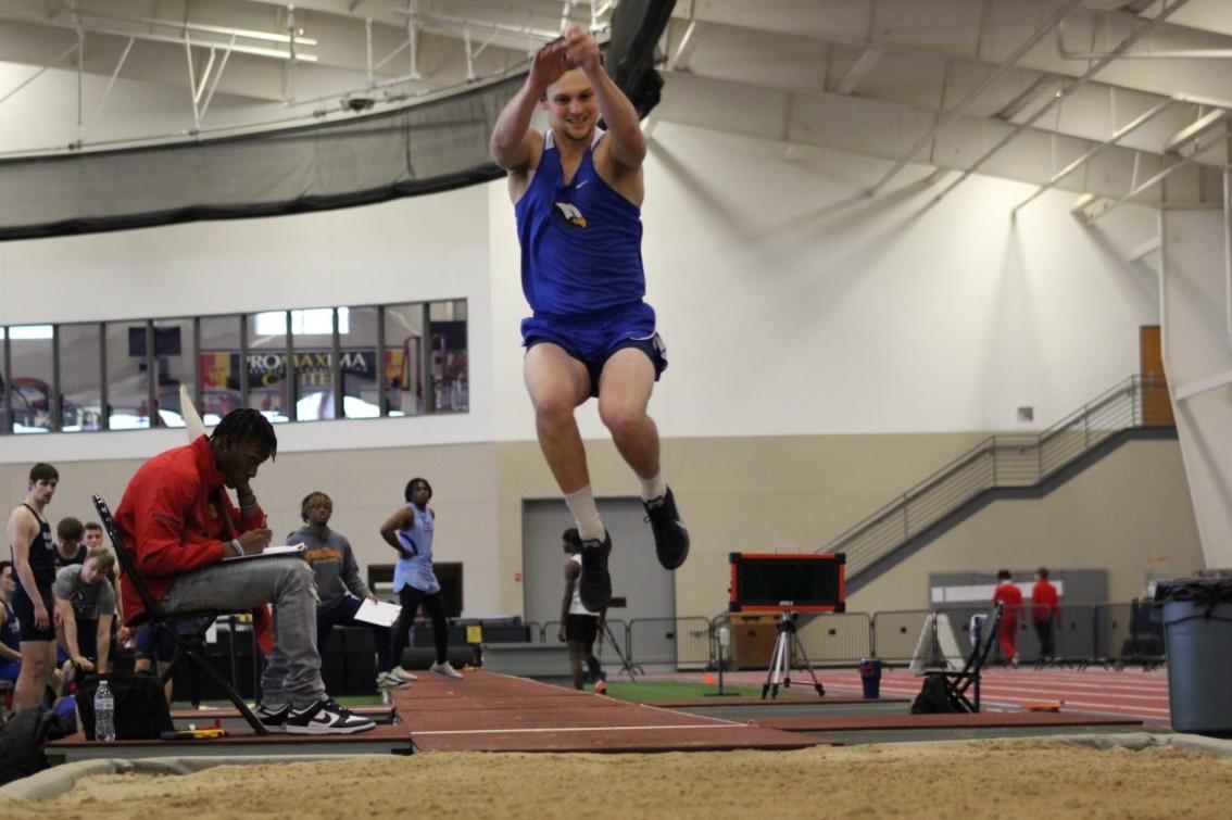 Eagles Compete at AMC Indoor Championships