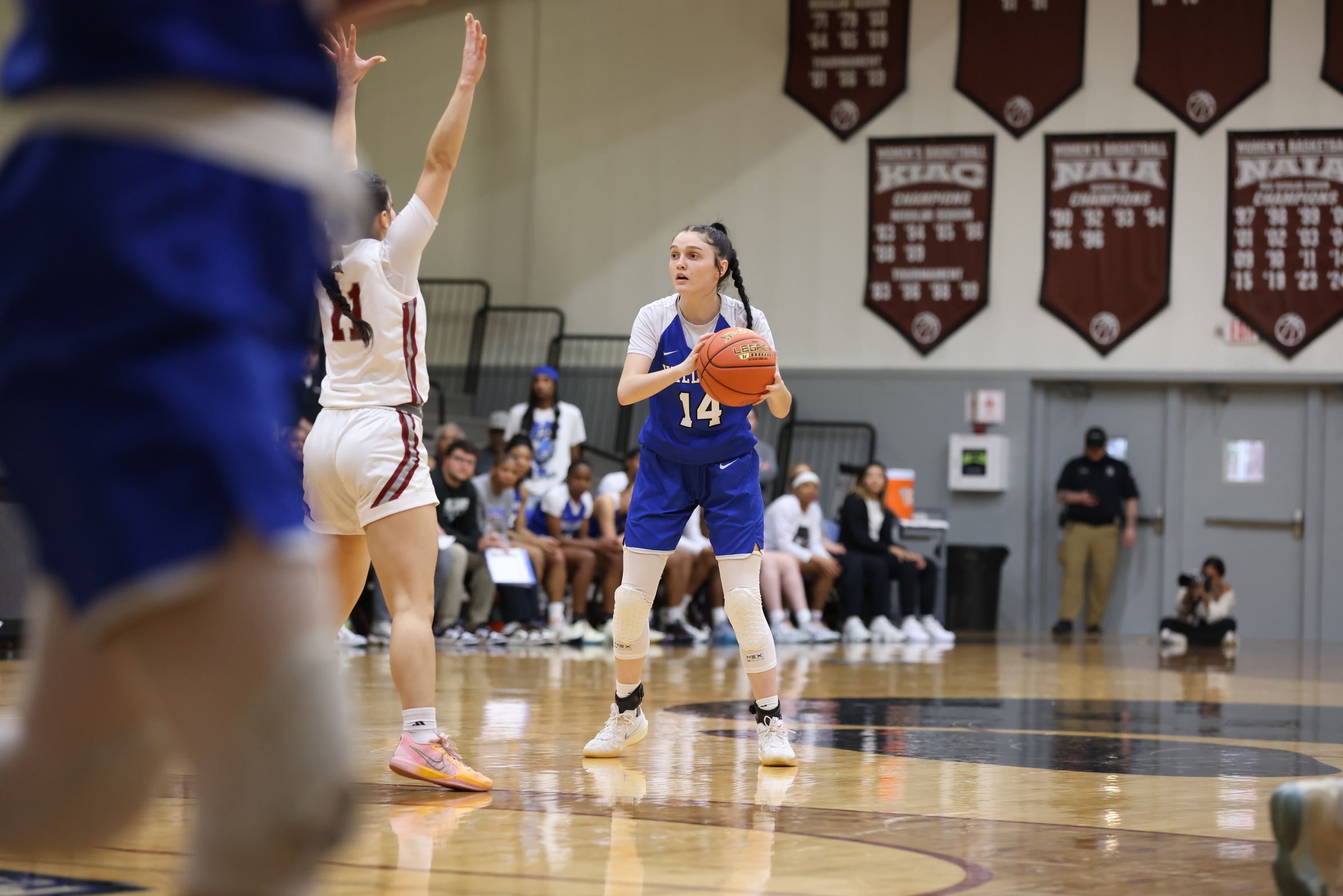 Eagles Take Down No. 8 Mobile in NAIA Tournament Opening Round