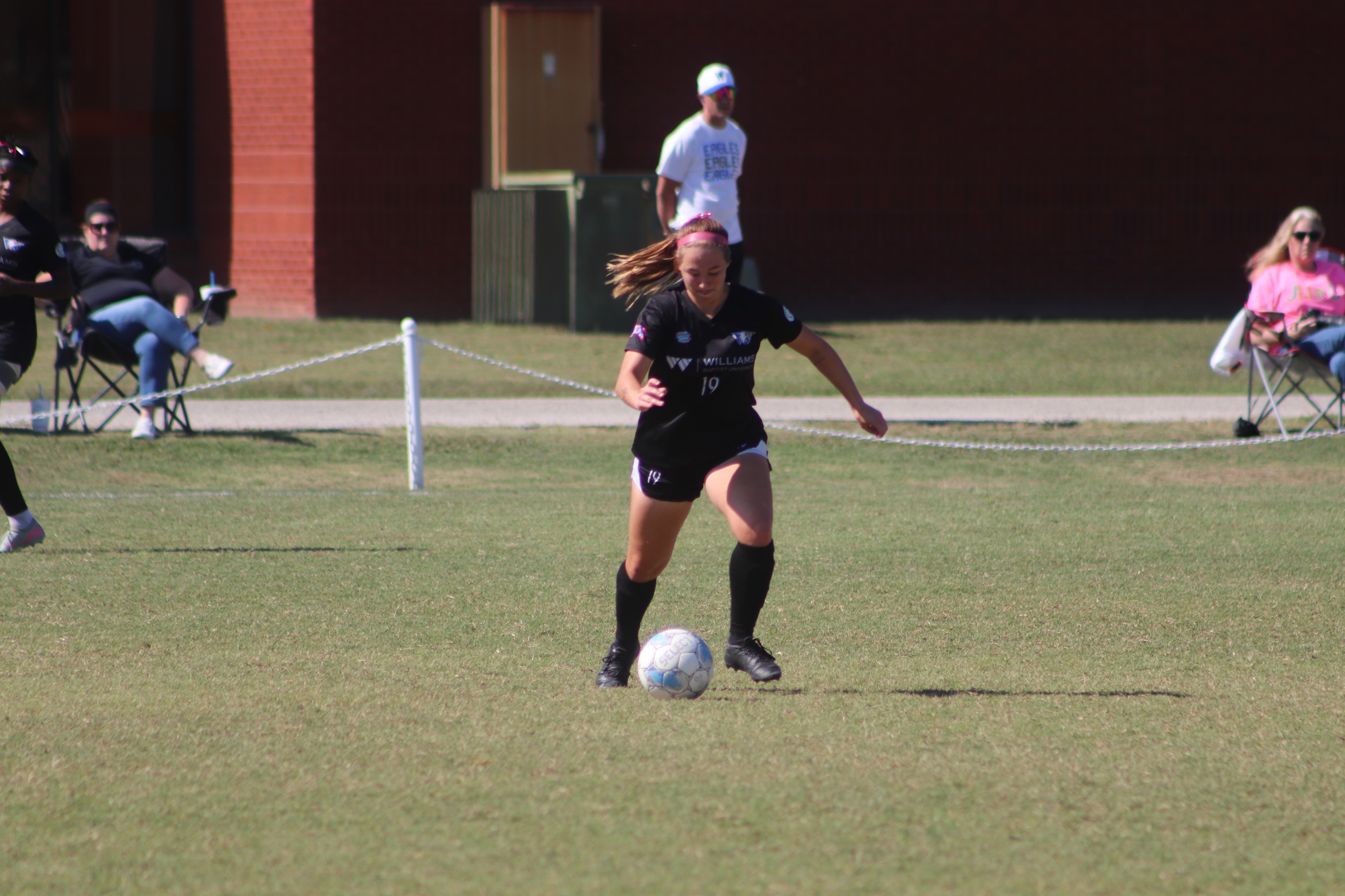 Lady Eagles Fall to Columbia in AMC Matchup
